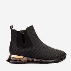 The Panther Black Leather Chelsea Boot Fine Craftsmanship