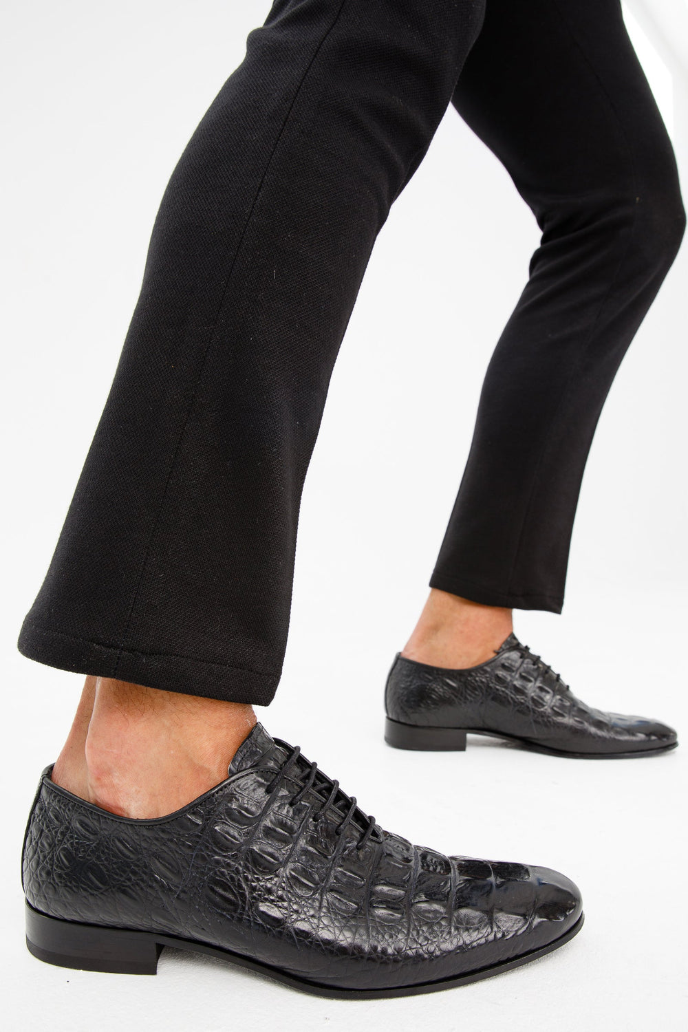 The Randor Black Crocodile Leather Oxford Shoe On Sale