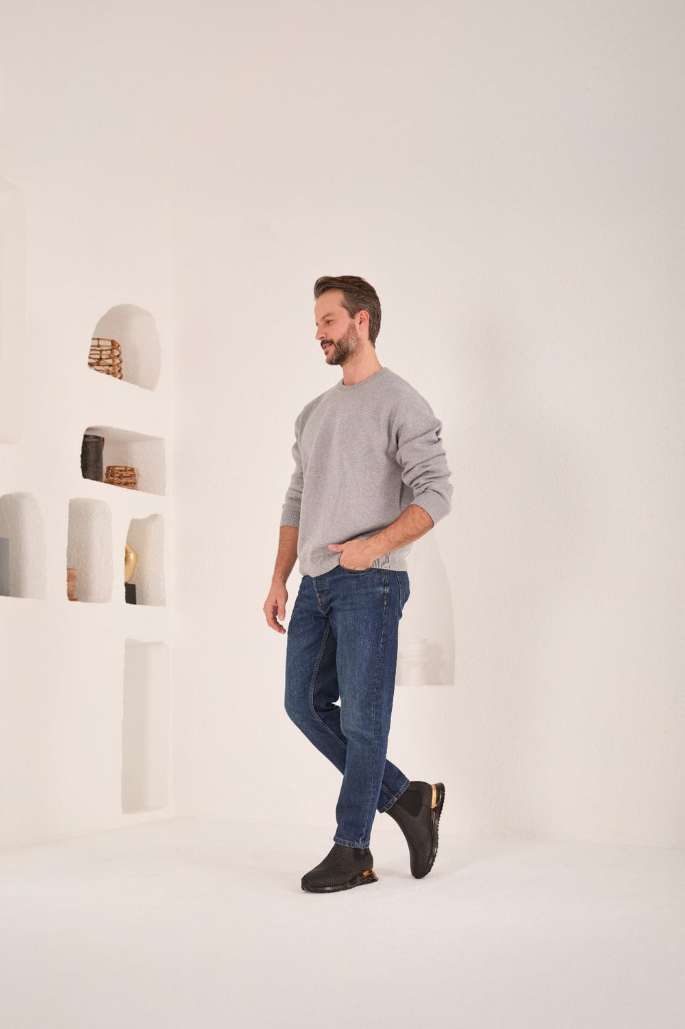 The Panther Black Leather Chelsea Boot Fine Craftsmanship