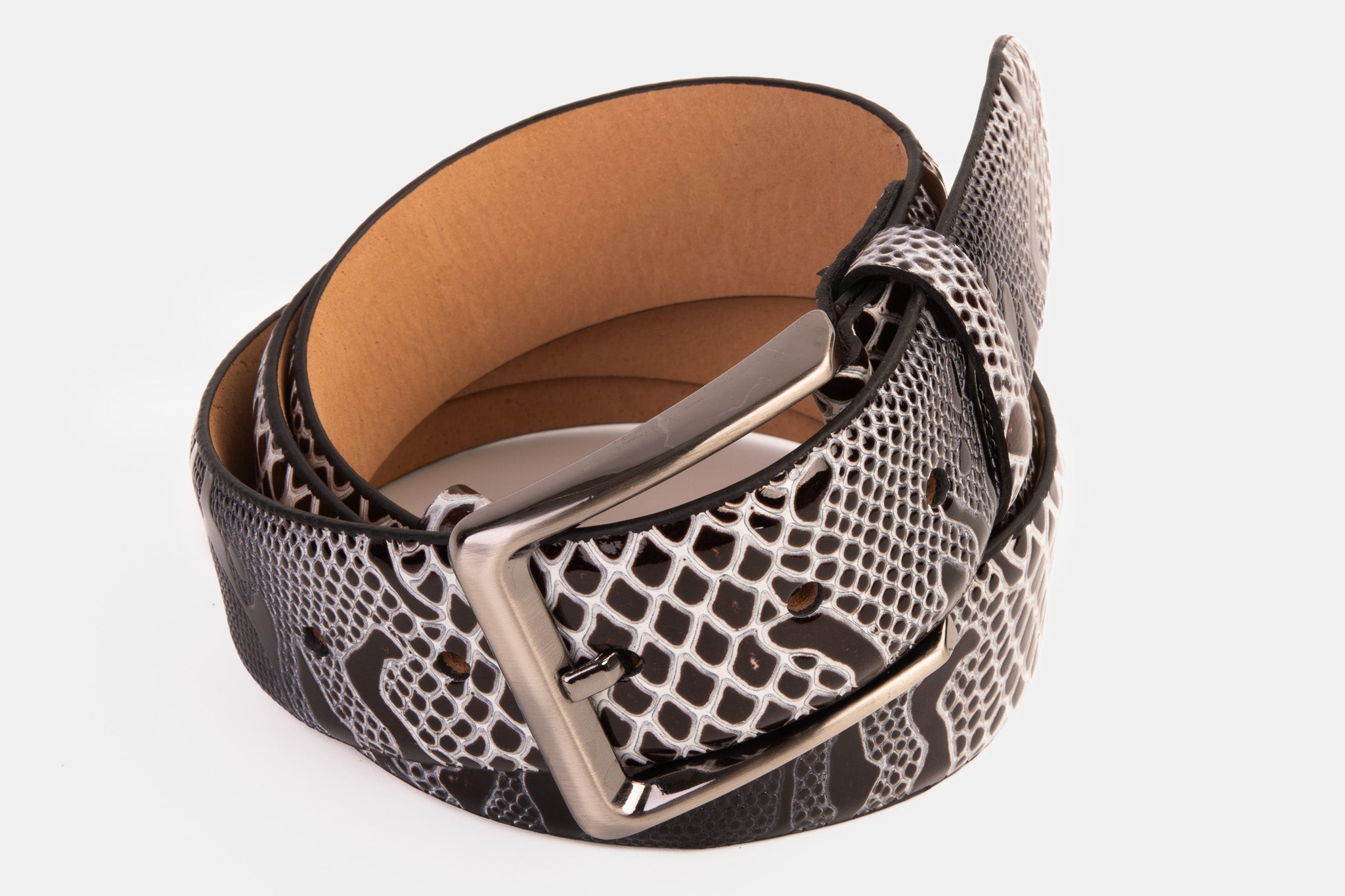 The Milano Black\/White Leather Belt Limited Edition Exclusive Style