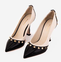 The Bella Vita Studded Beige Black Leather Pump Shoe For Sale