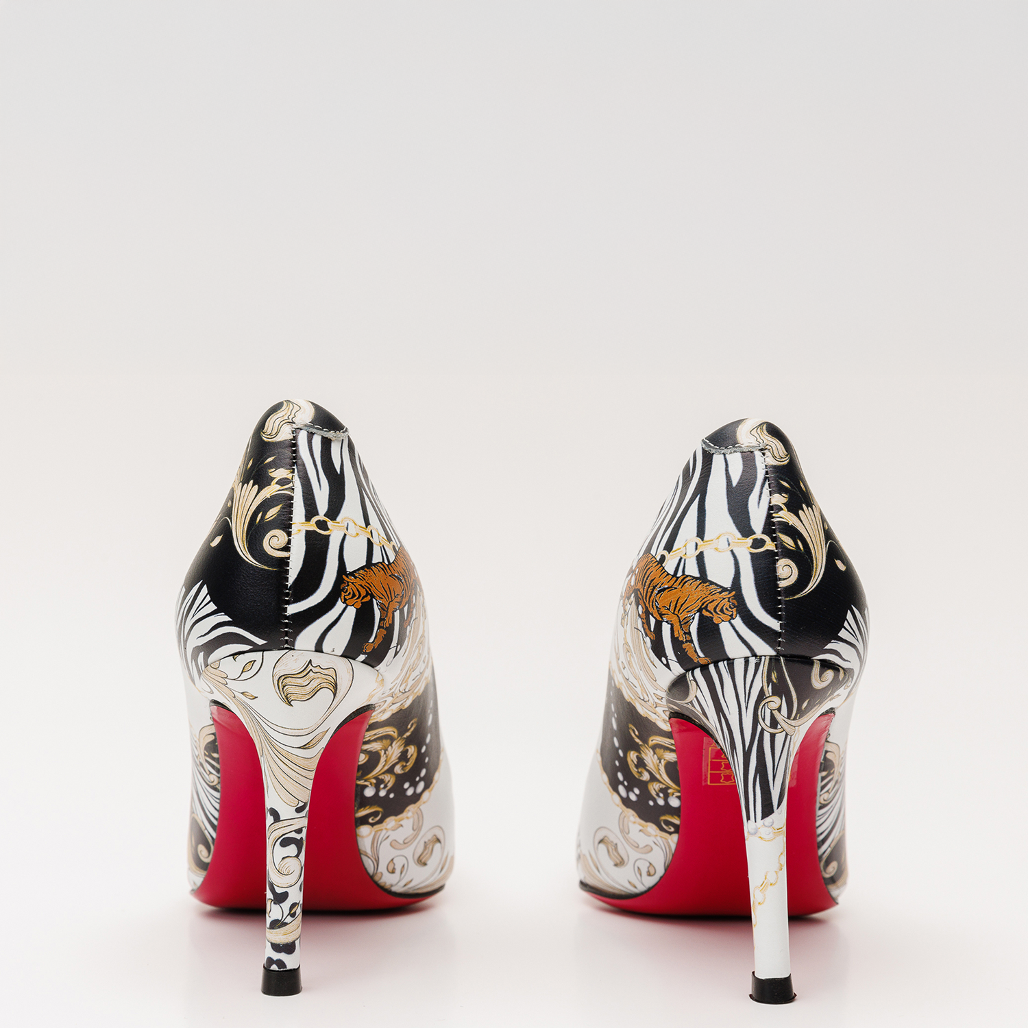 The Perugia White Leather Pump Shoe Universal Fit
