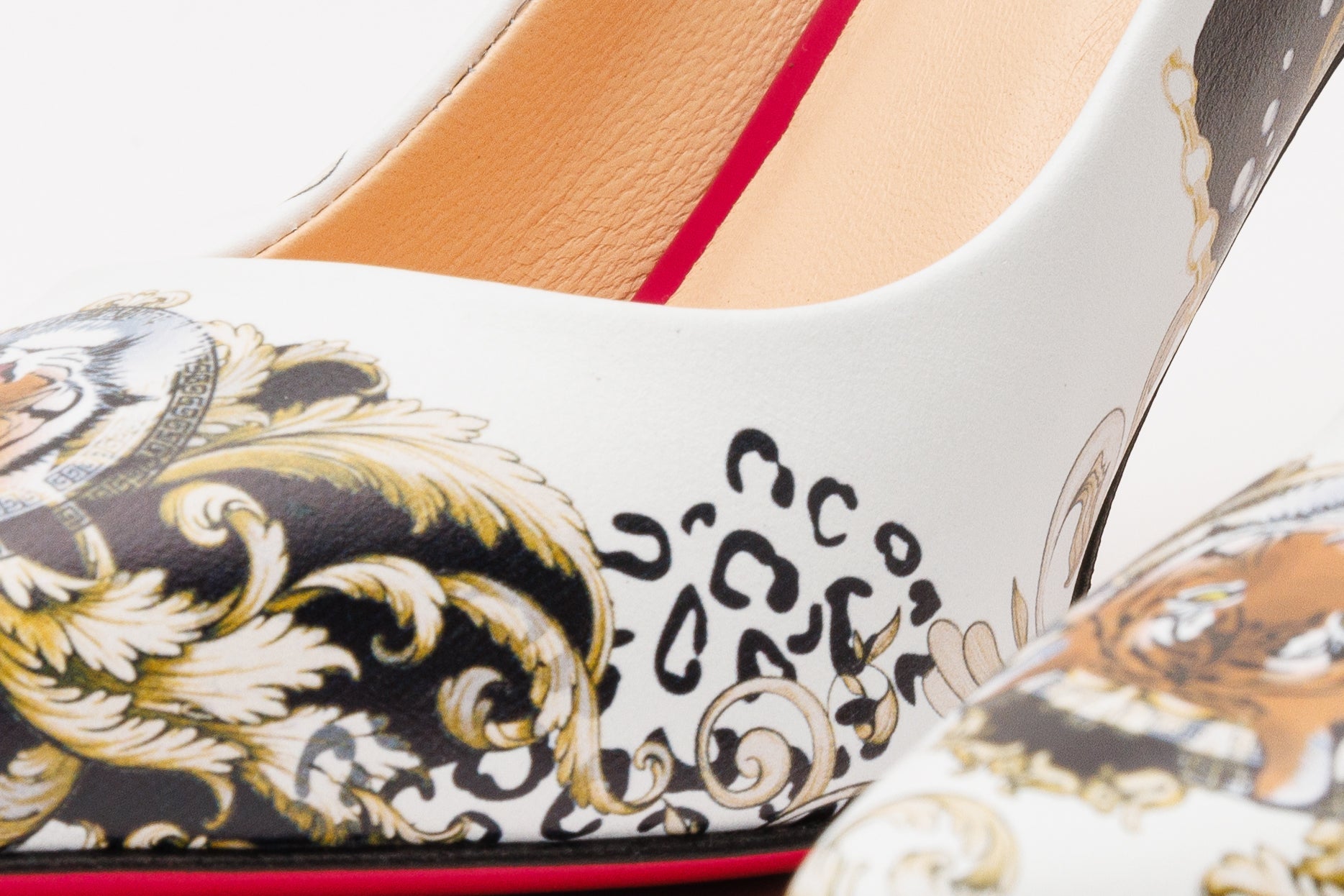 The Perugia White Leather Pump Shoe Universal Fit