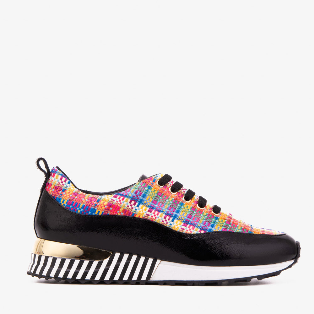 The Valencia Leather Black Sneaker Universal Fit