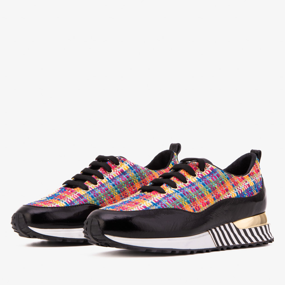 The Valencia Leather Black Sneaker Universal Fit