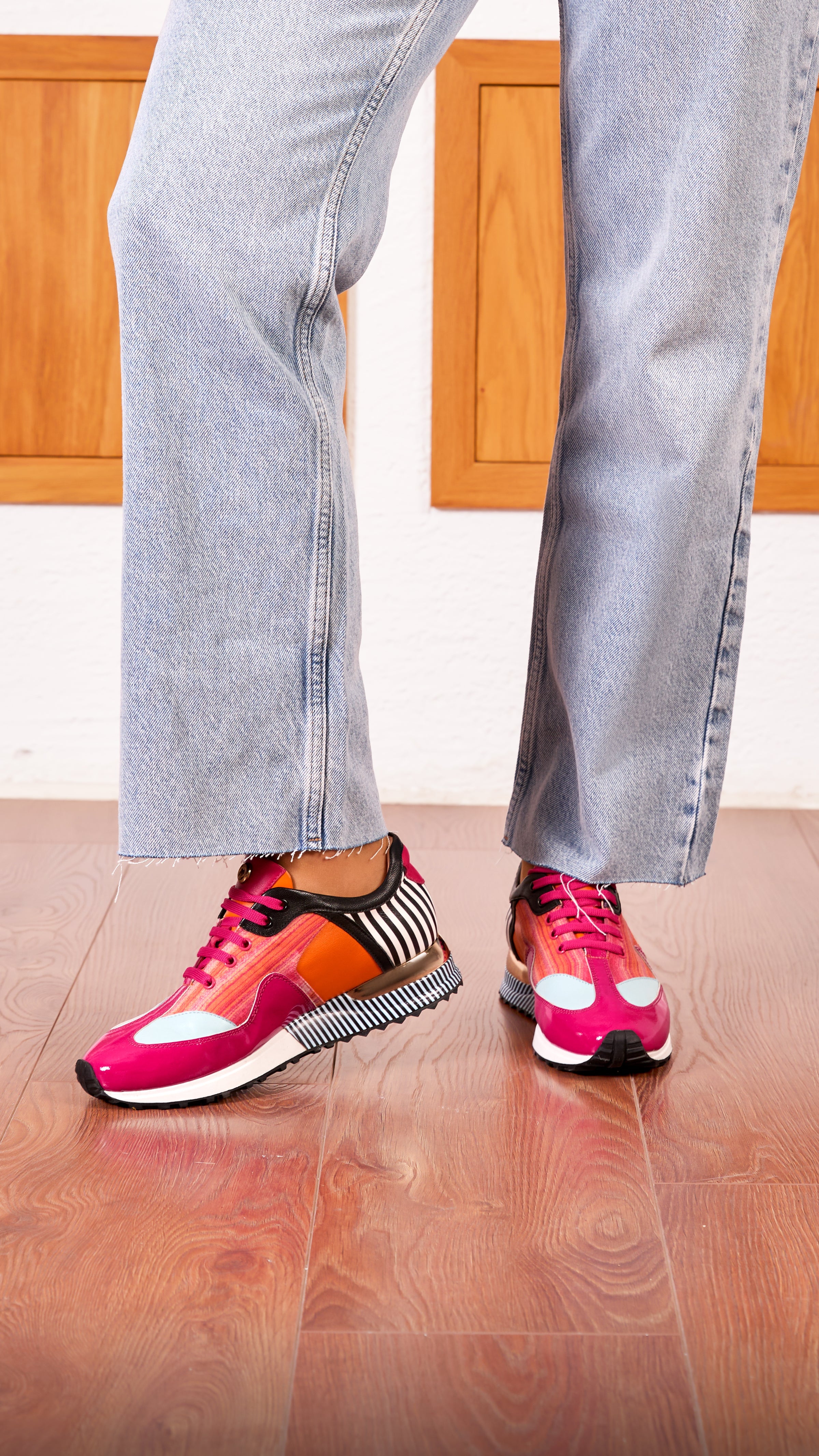 Santa Amaro Multi Color Fuchsia Sneaker Fine Craftsmanship