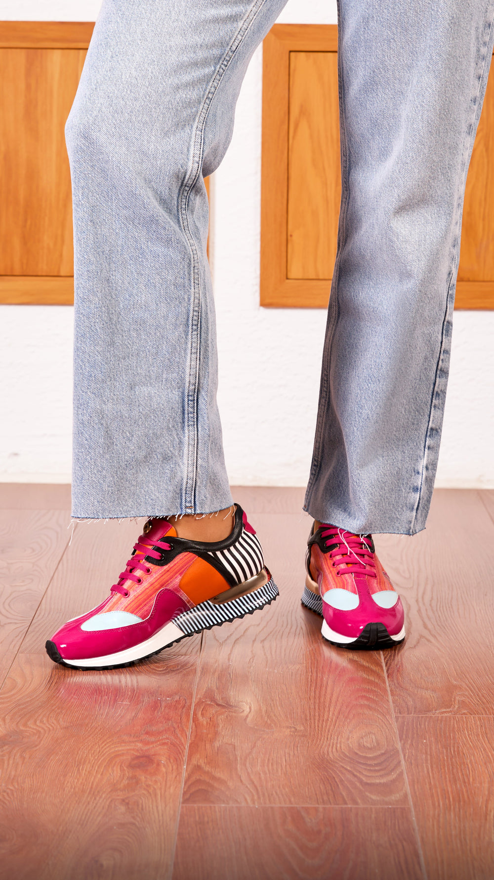 Santa Amaro Multi Color Fuchsia Sneaker Fine Craftsmanship