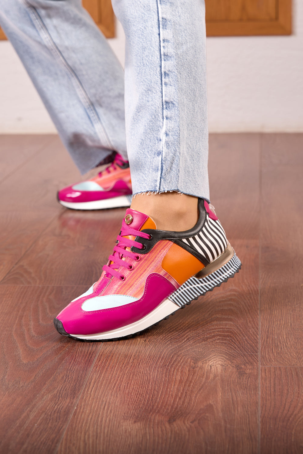 Santa Amaro Multi Color Fuchsia Sneaker Fine Craftsmanship