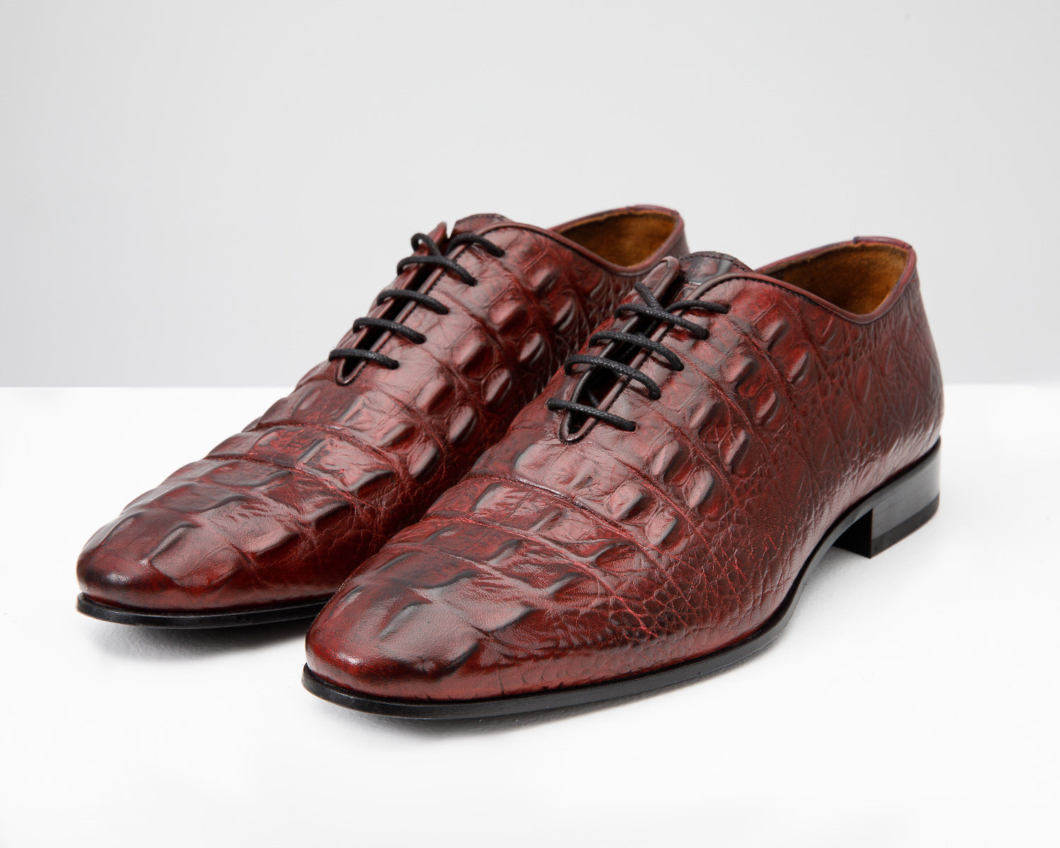 The Randor Burgundy Crocodile Leather Oxford Shoe Universal Fit