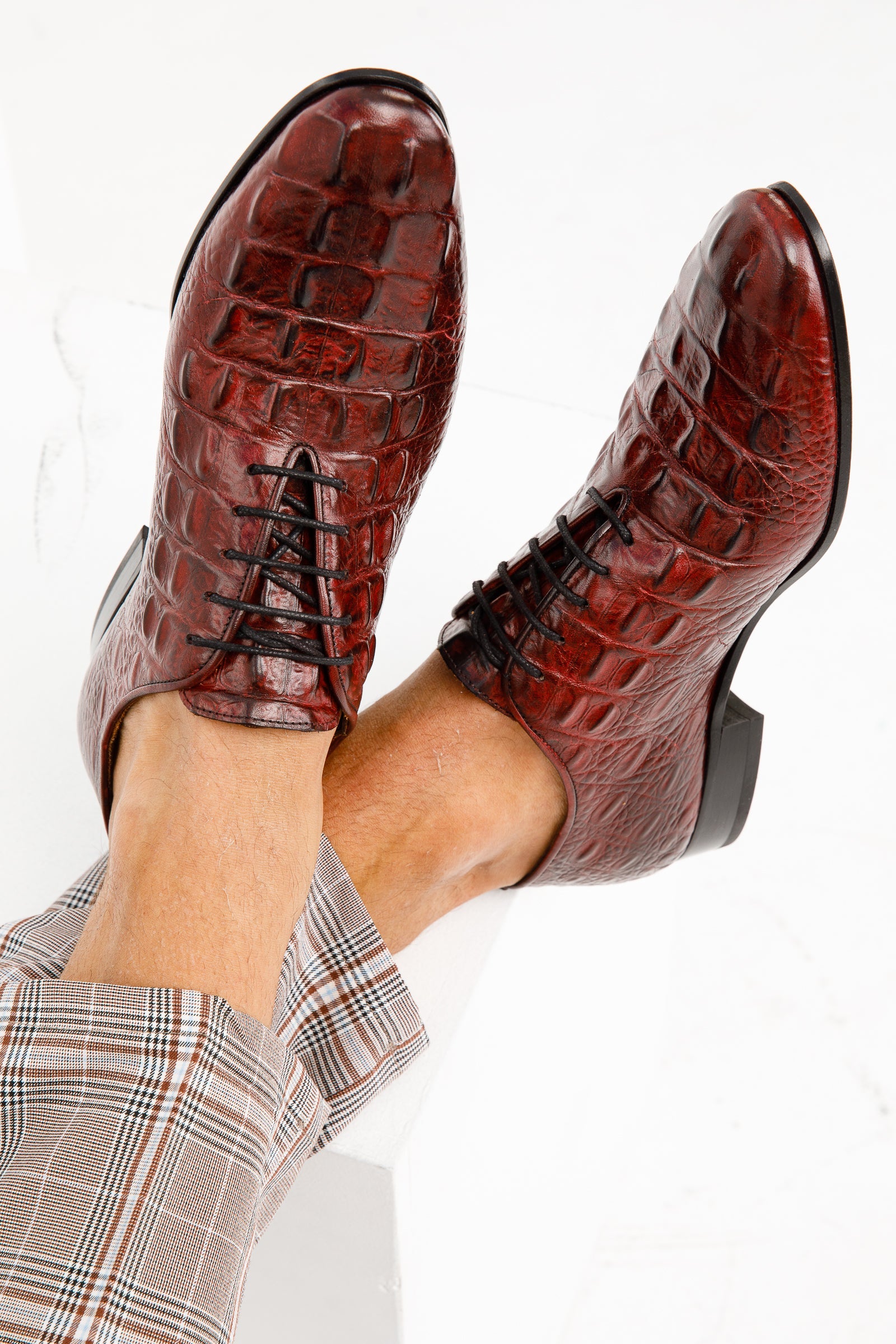 The Randor Burgundy Crocodile Leather Oxford Shoe Universal Fit