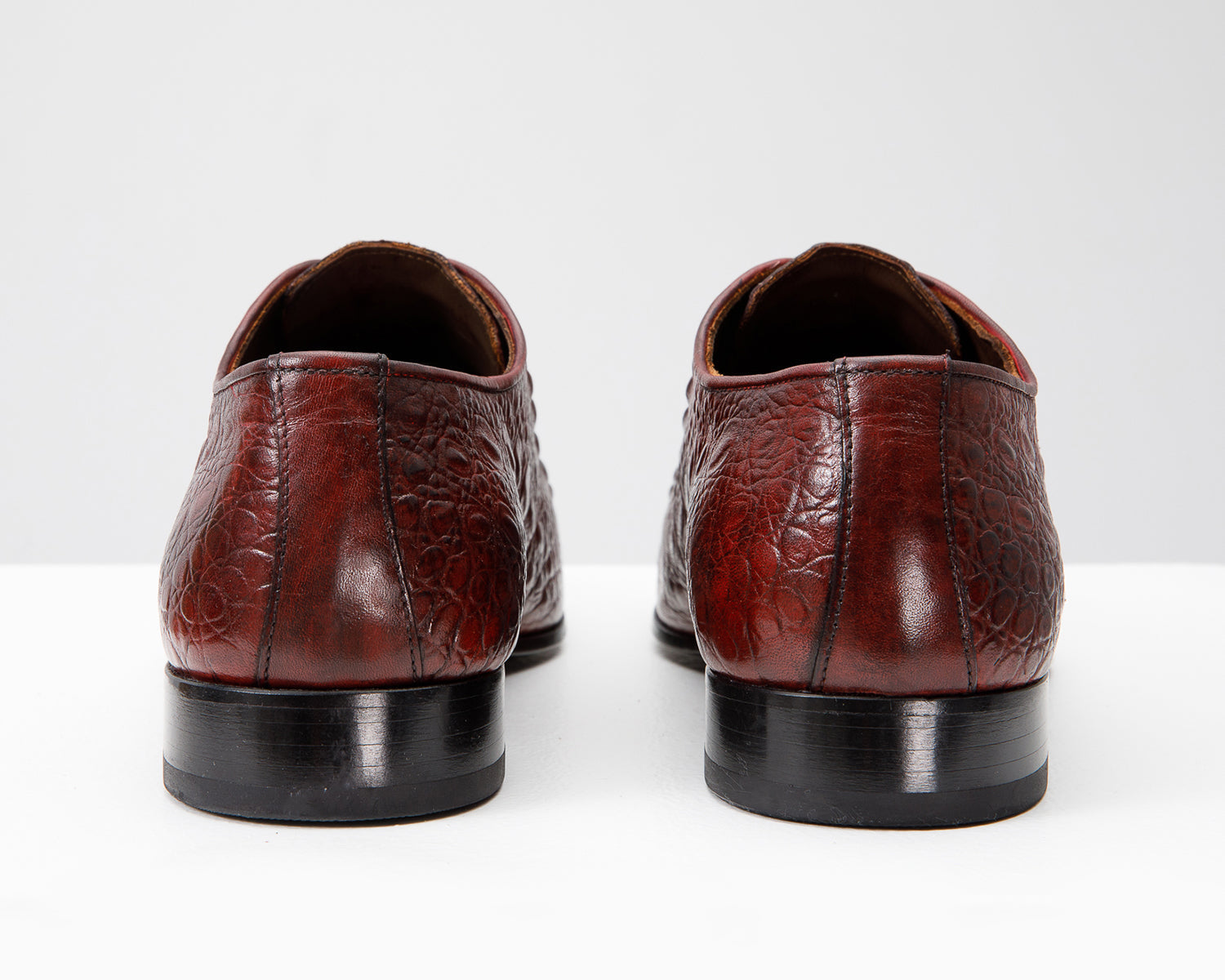 The Randor Burgundy Crocodile Leather Oxford Shoe Universal Fit