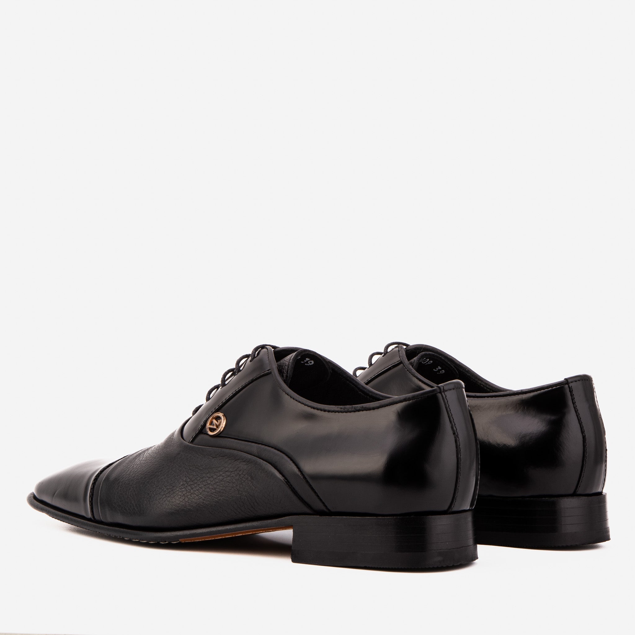 The Rockwell Handmade Black Leather Cap Toe Oxford Shoe All New