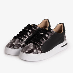 The Burano Black White  Leather Sneaker Fine Craftsmanship