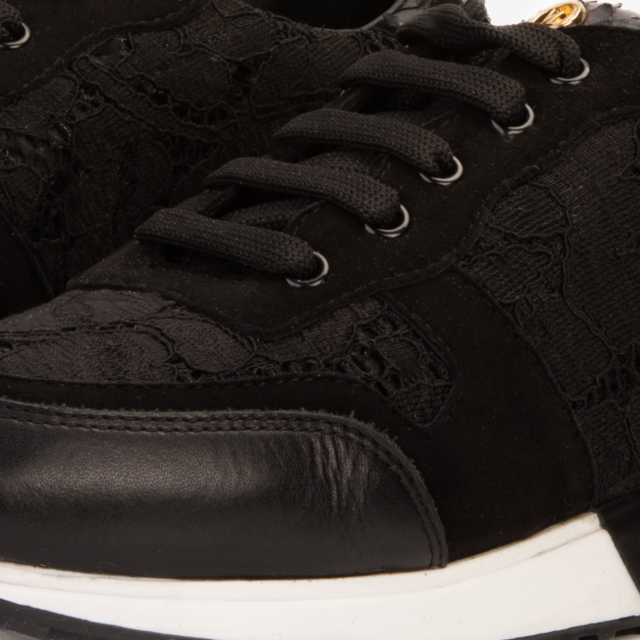 The Noir Black Leather Sneaker Exclusive Style