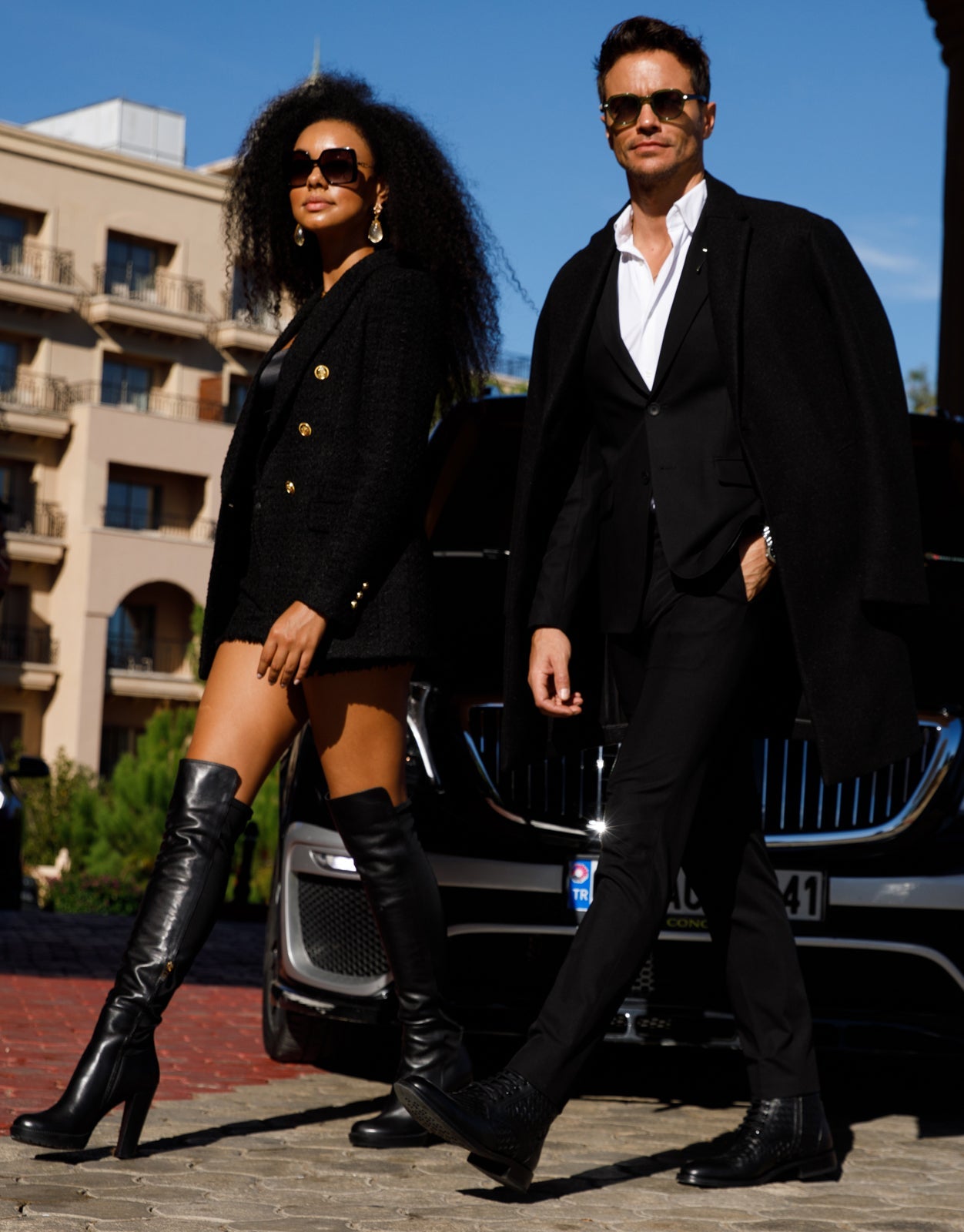 The Sao Paulo Black Leather Knee High Platform Heel Boot Exclusive Style
