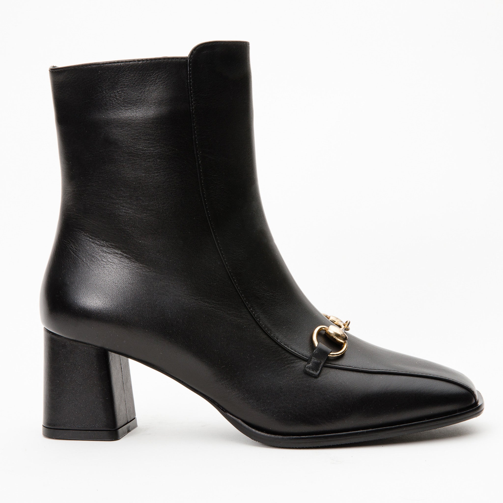 The Bukres Black Leather Block Heel Boot Universal Fit