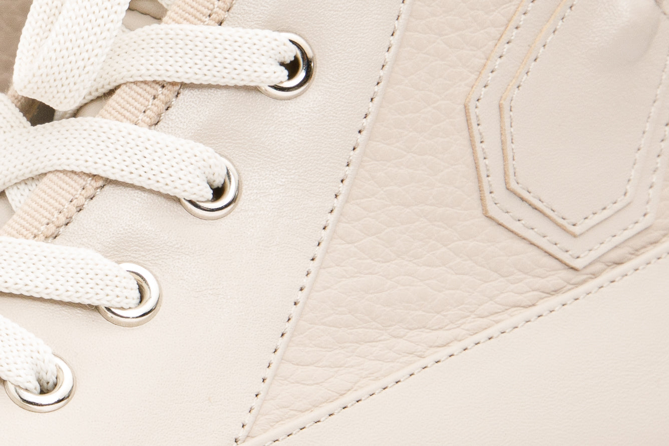 The Arata Cream Leather Lace-Up Ankle Boot With a Side Zipper Fine Craftsmanship
