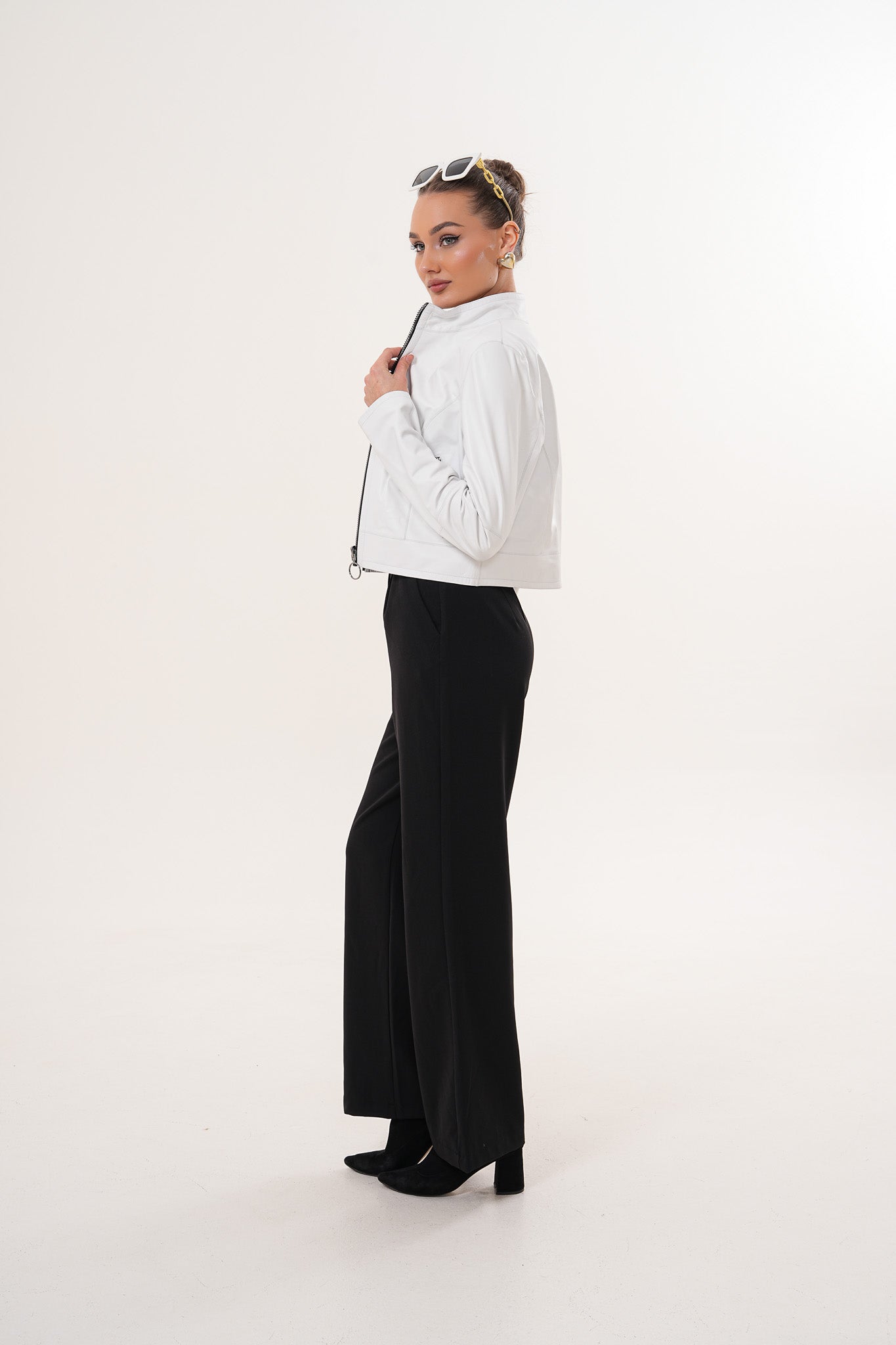 The Elvaris Reversible White Leather Jacket Universal Fit