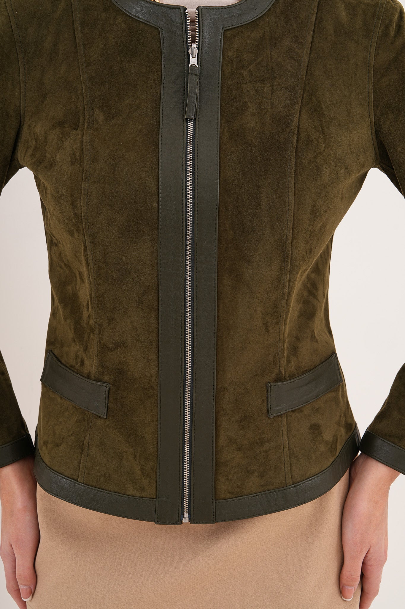 The Nyvessa Reversible Leather Jacket – Olive Green Fine Craftsmanship