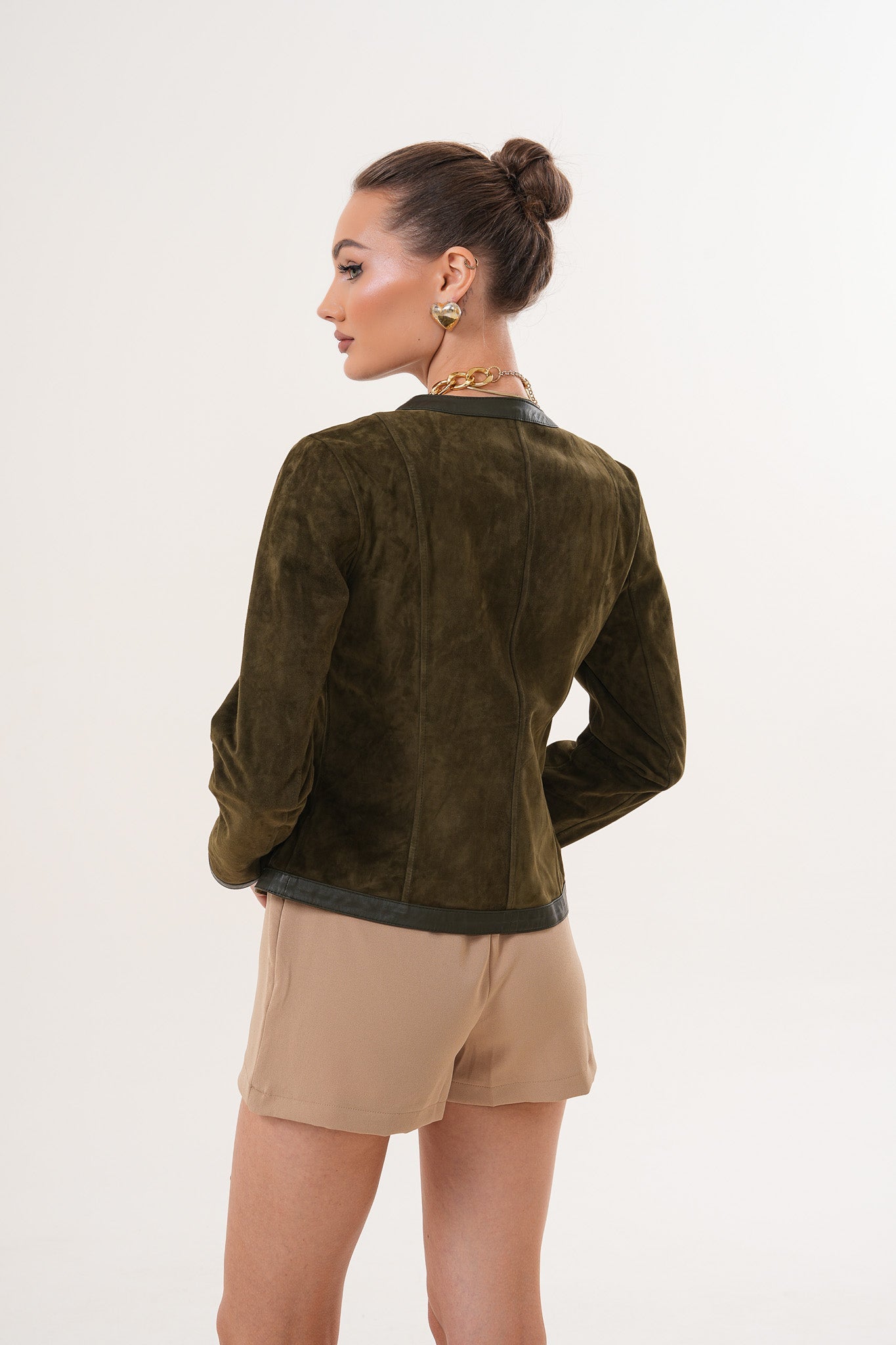 The Nyvessa Reversible Leather Jacket – Olive Green Fine Craftsmanship