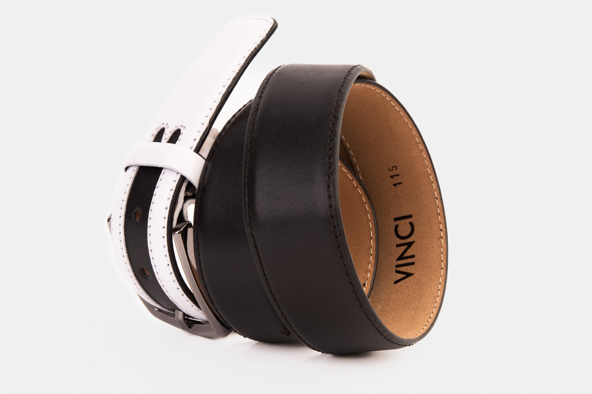 The Neiva Black\/White Leather Belt Universal Fit