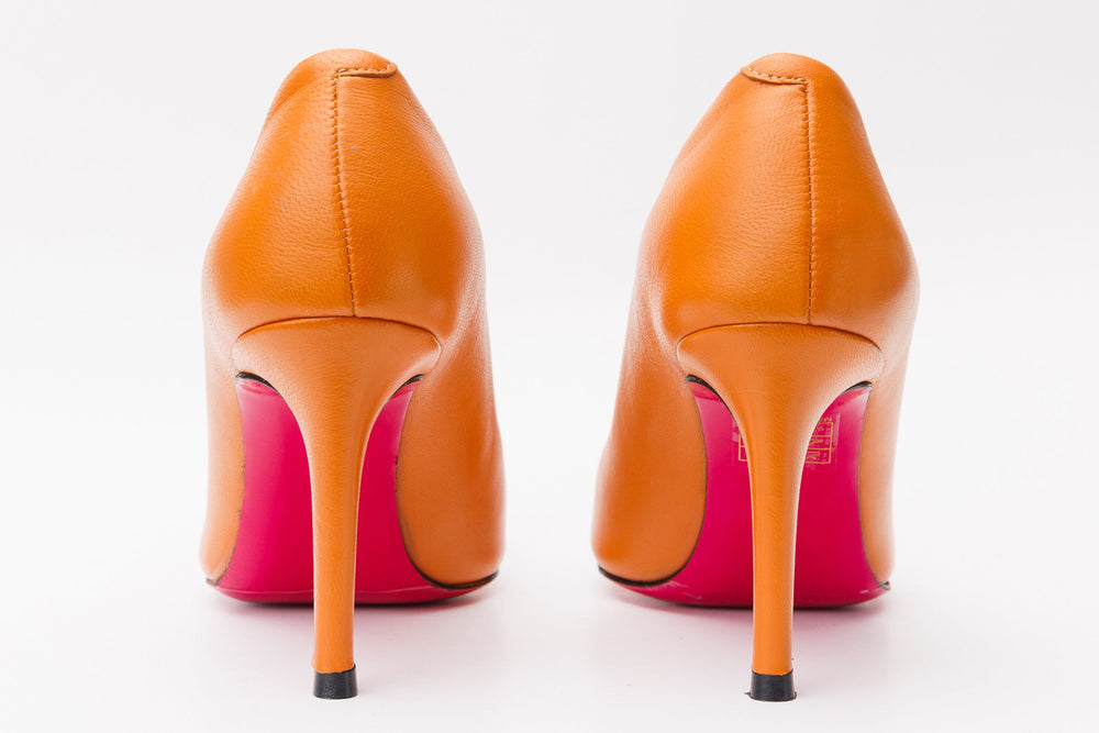 The Maneadero Orange Leather Pump Fuchsia Sole Shoe On Sale