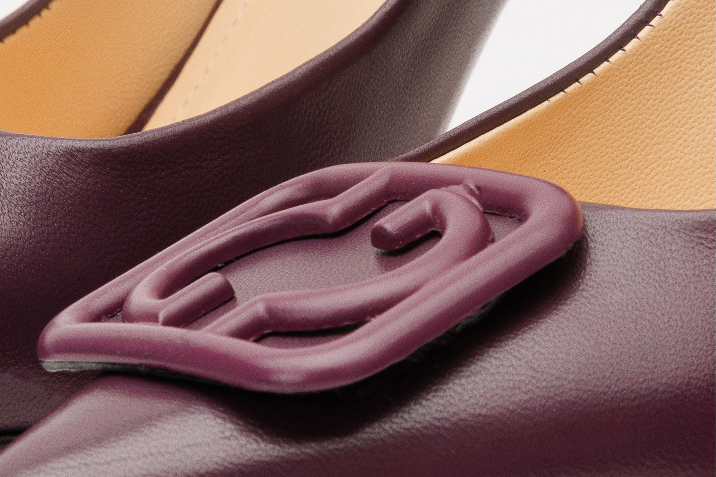 The Maneadero Dark Purple Leather Pump Fuchsia Sole Shoe Exclusive Style