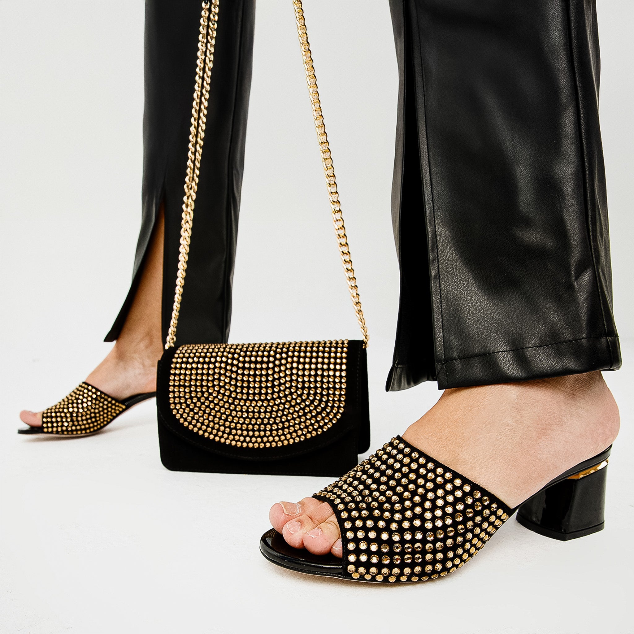 The Ailano Gold Glitter Leather Sandal Exclusive Style