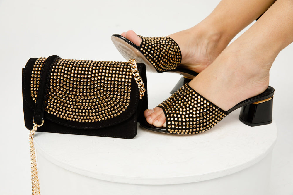 The Ailano Gold Glitter Leather Sandal Exclusive Style