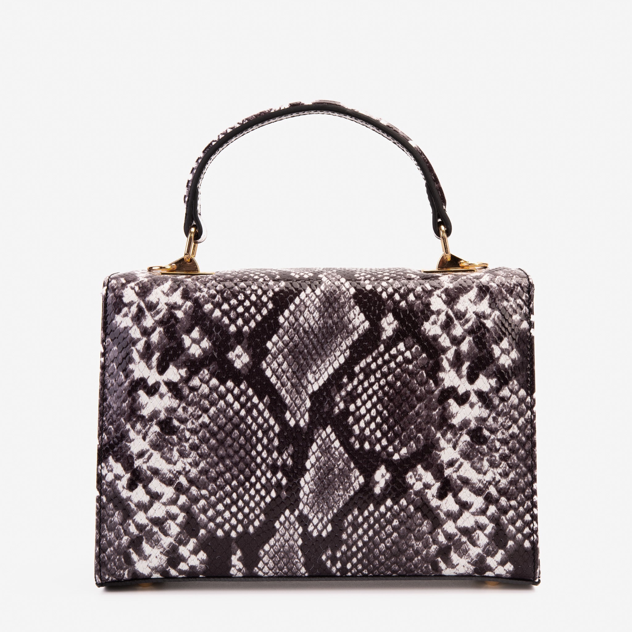 The Venezia Black Leather Handbag Fine Craftsmanship