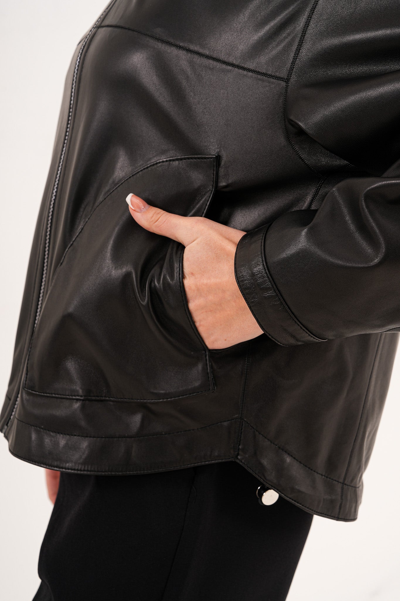 The Calyra Reversible Leather Jacket – Black Fine Craftsmanship