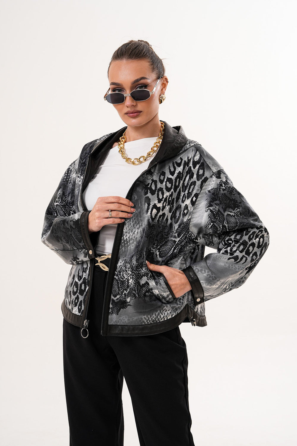 The Calyra Reversible Leather Jacket – Black Fine Craftsmanship