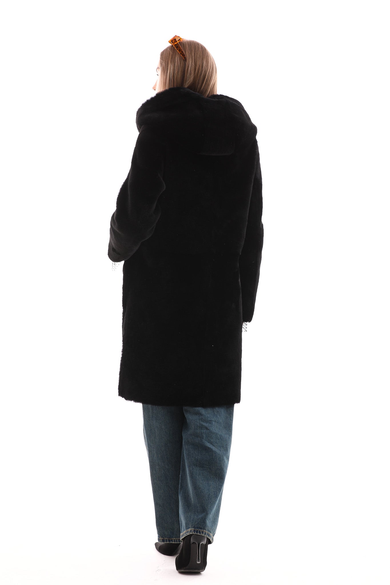 The VESARA Reversible Shearling Leather Coat – Jet Black All New