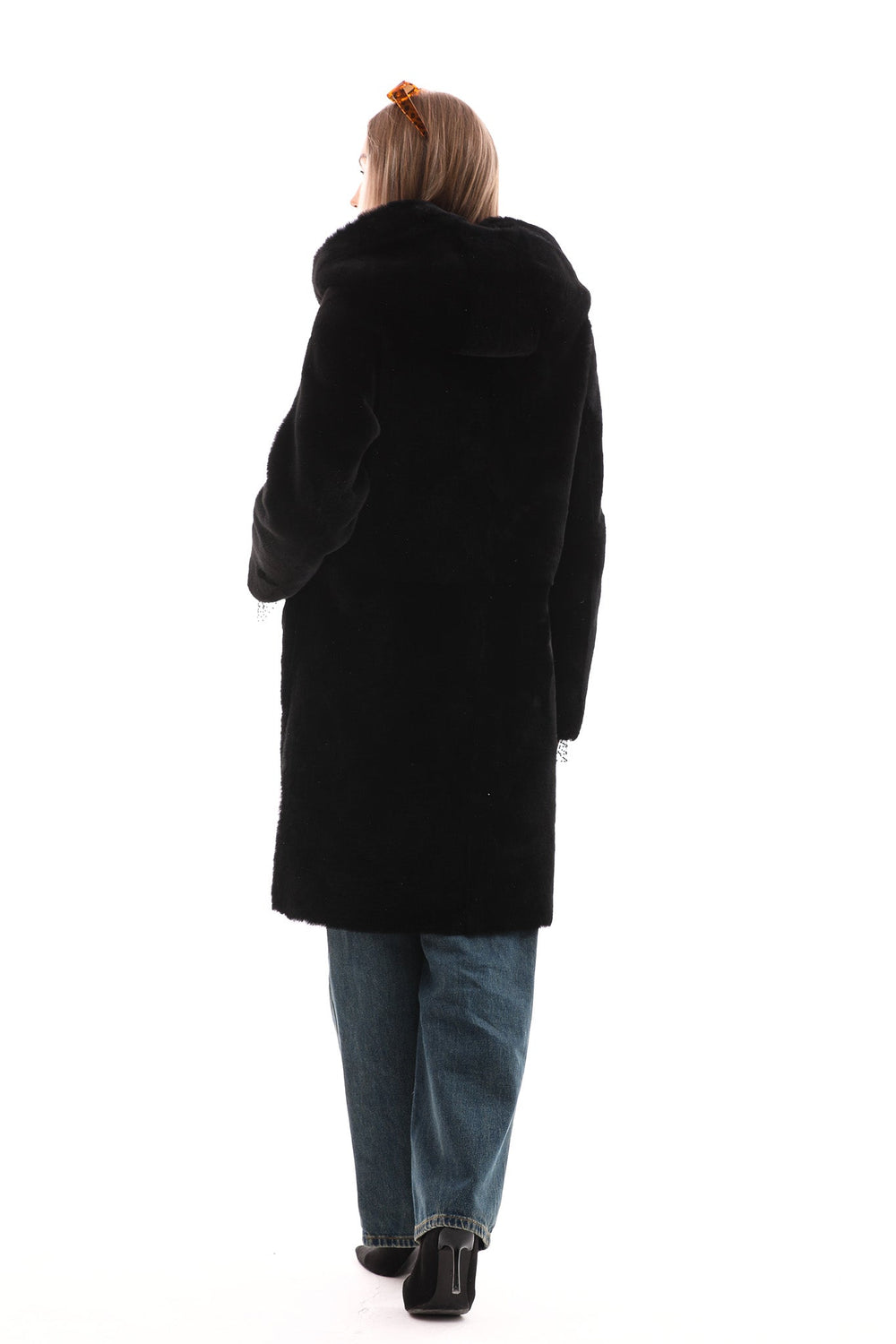 The VESARA Reversible Shearling Leather Coat – Jet Black All New
