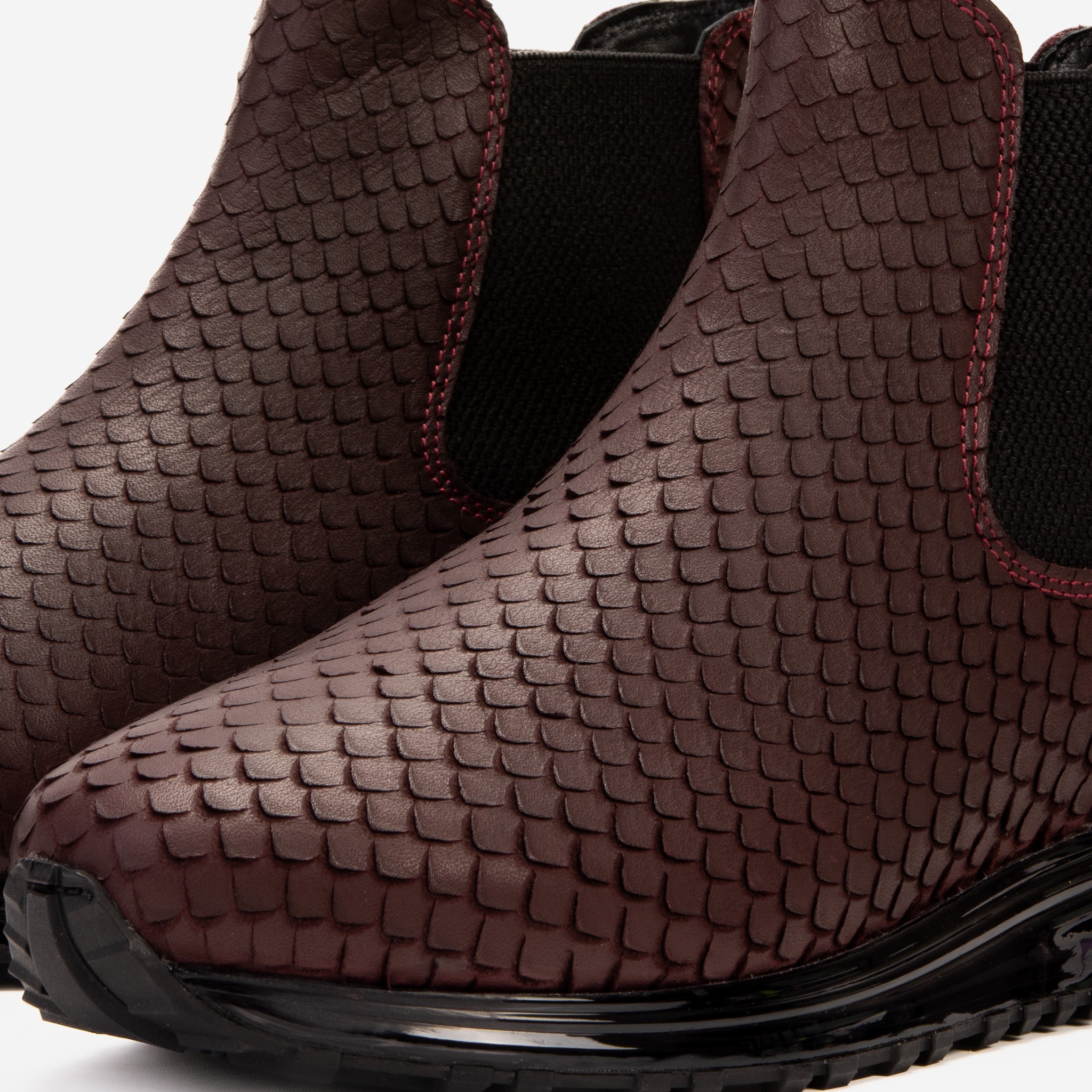 The Panther Burgundy Leather Chelsea Boot Universal Fit