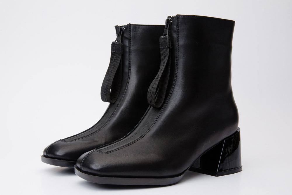 The Tackle Black Leather Block Heel Boot All New
