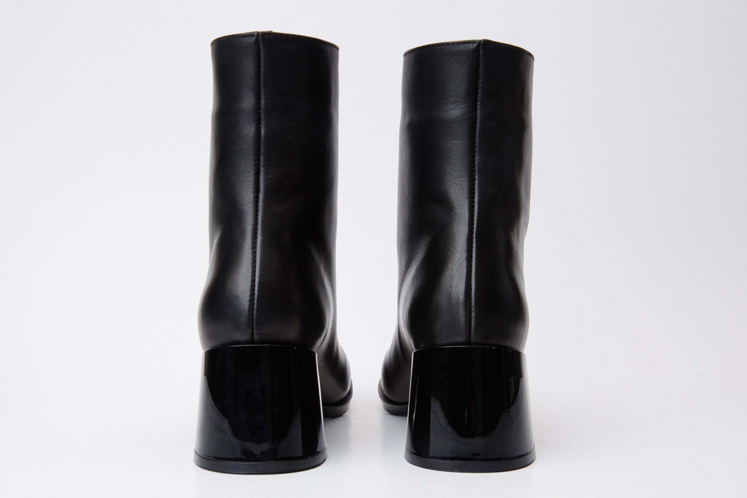 The Tackle Black Leather Block Heel Boot All New