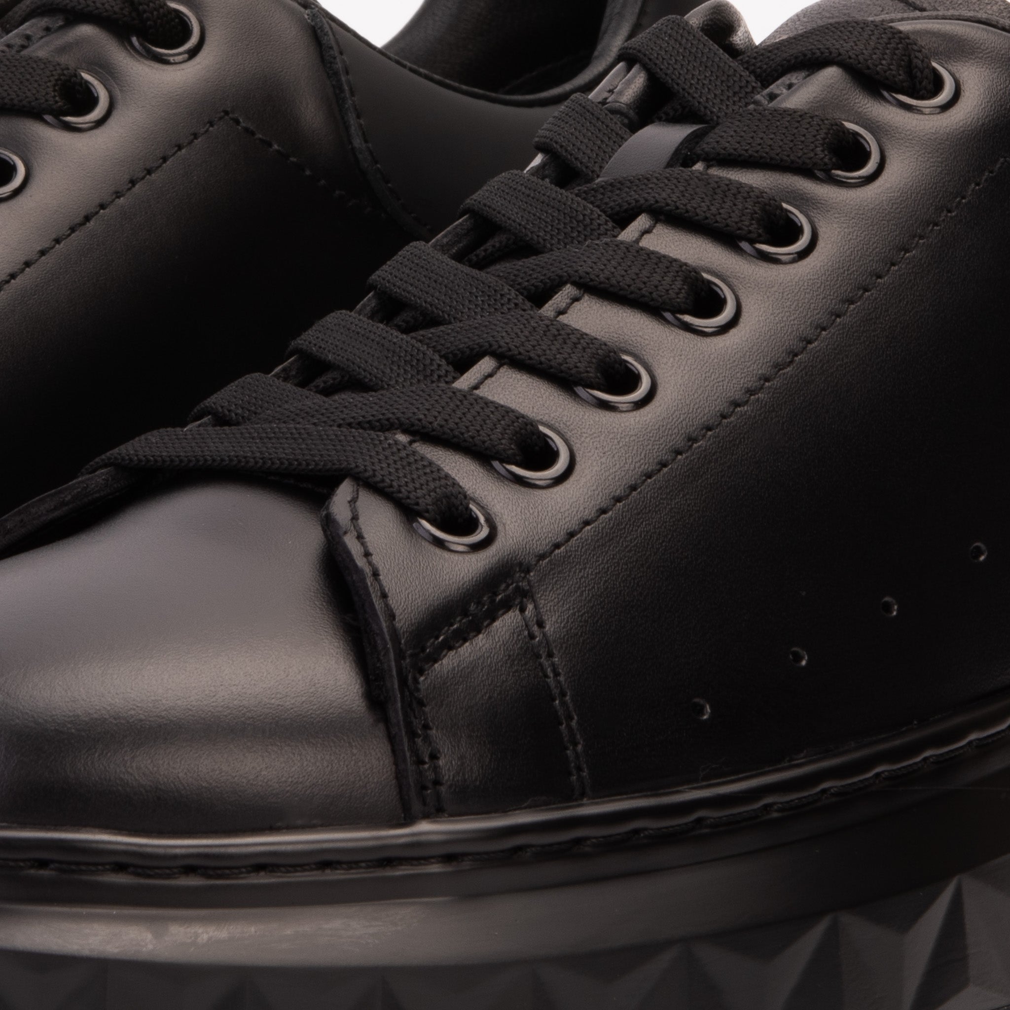 The Linq Black Leather Sneaker All New