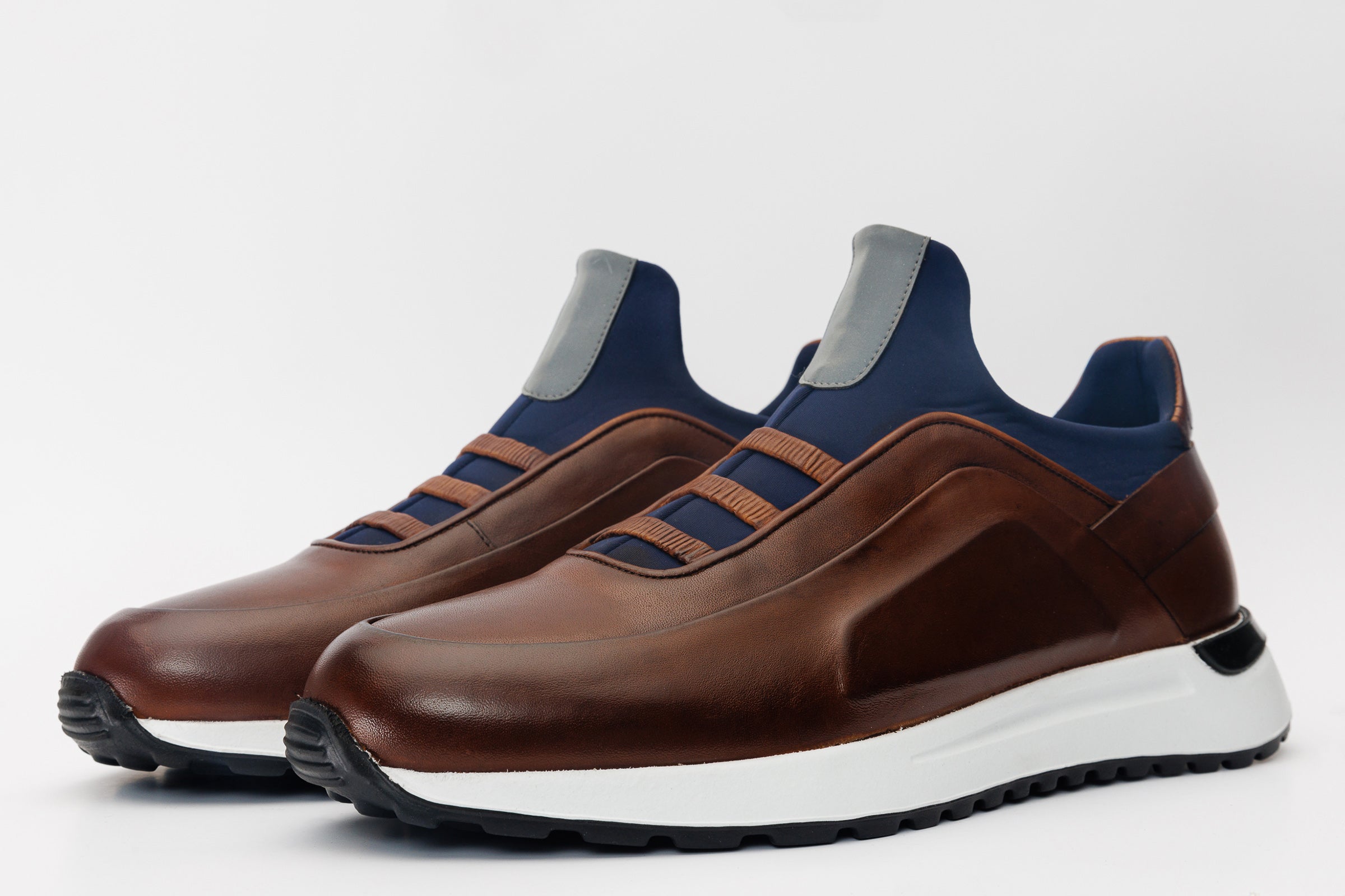 The Sonoma Tan Leather Sneaker Universal Fit