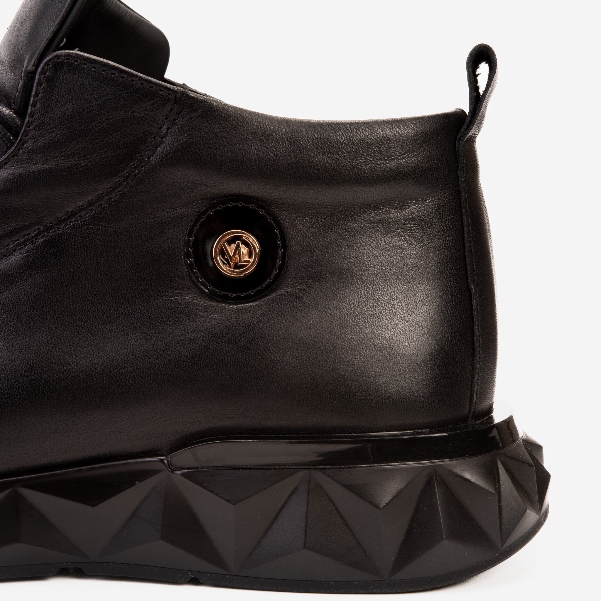 The Vertex Black Leather Men's Sneaker Fine Craftsmanship
