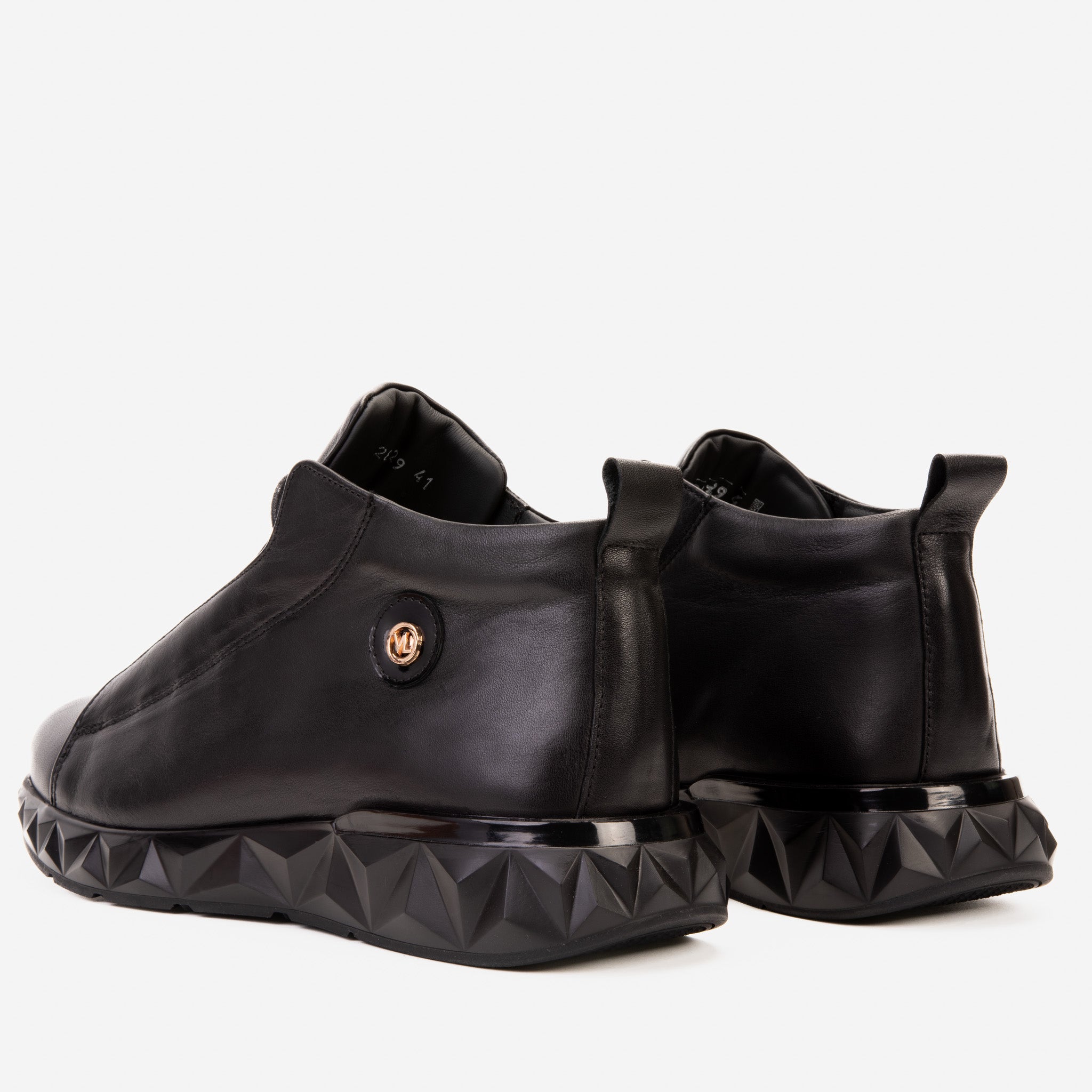 The Vertex Black Leather Men's Sneaker Fine Craftsmanship