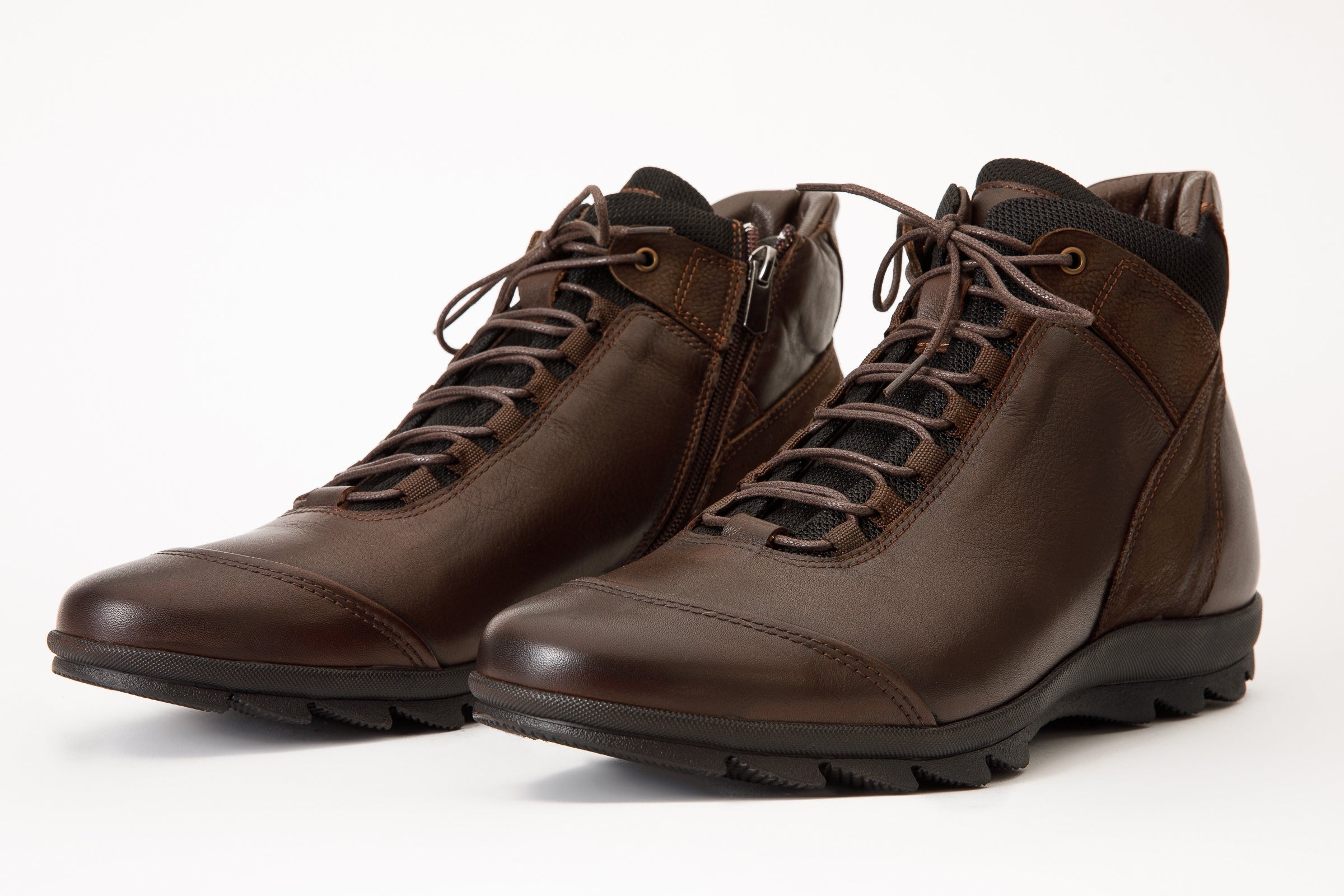The Houston Leather Brown Lace-Up Casual Boot with a Zipper For Sale