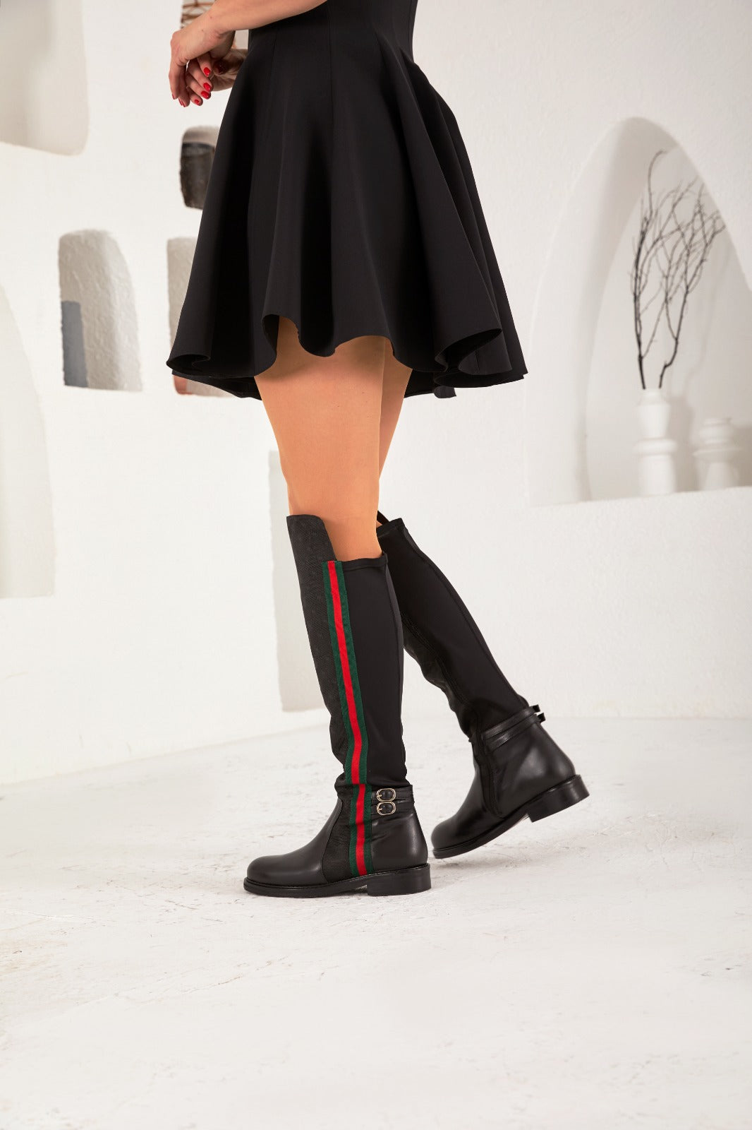 The Gallant Black Leather Knee-High Boot Exclusive Style