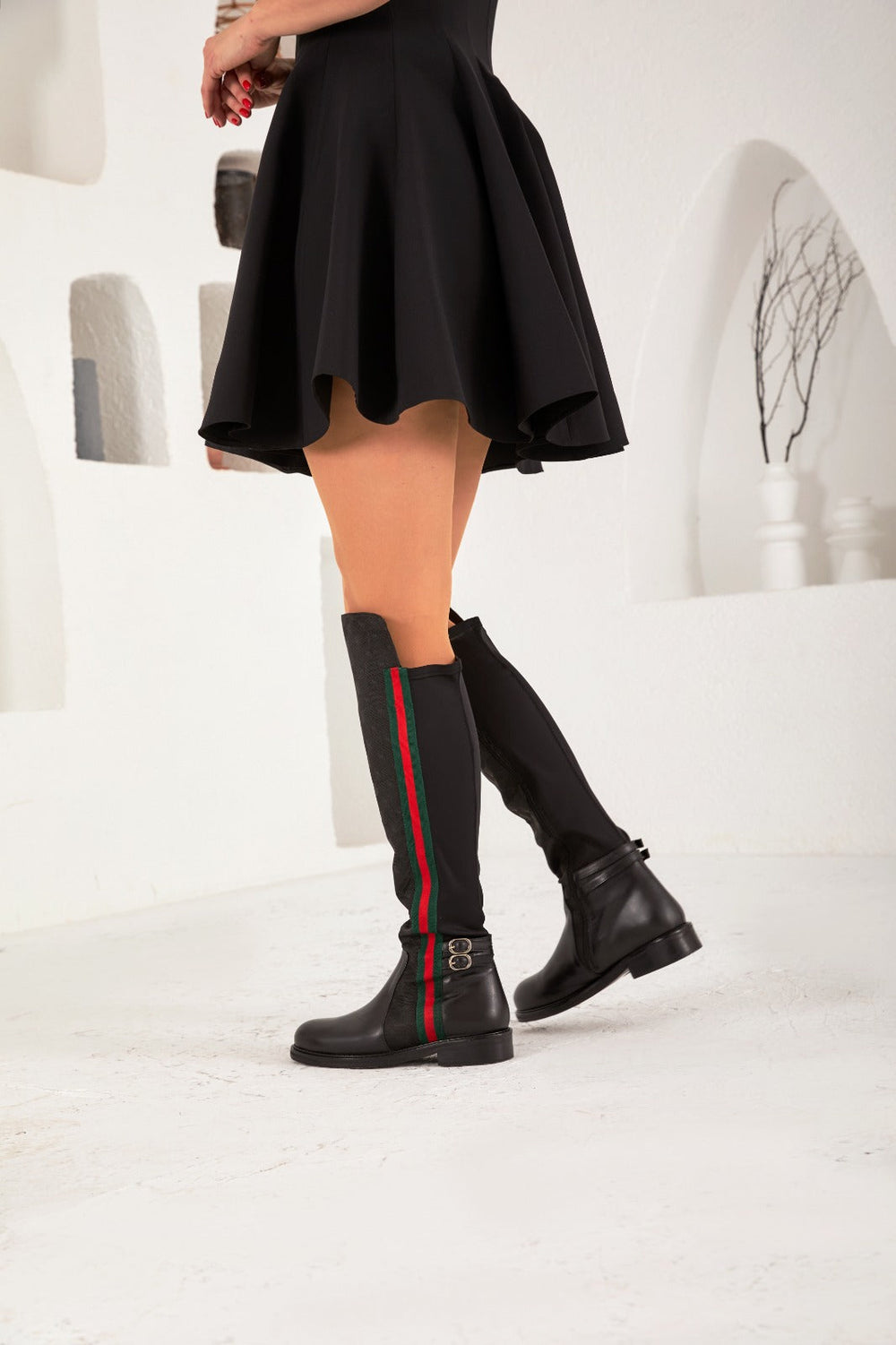 The Gallant Black Leather Knee-High Boot Exclusive Style