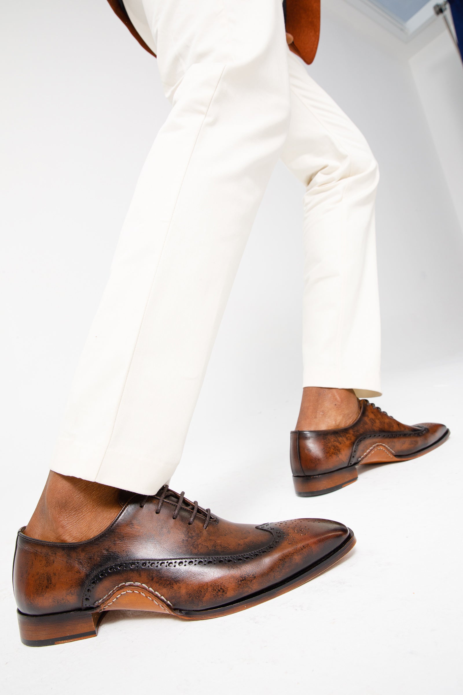 The Royal Hand Craft Brown Wingtip Oxford Shoe Fine Craftsmanship