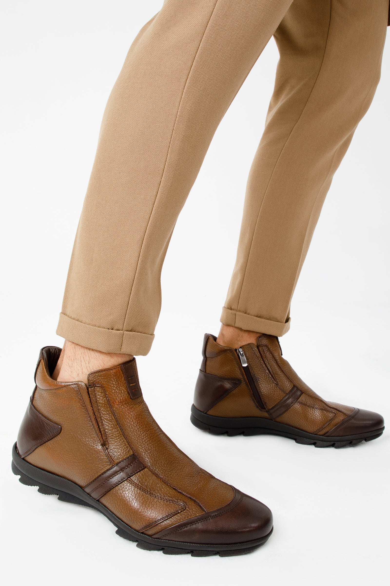 The Montreal Brown Leather Casual Zip-Up Ankle Boot On Sale