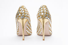 The Saks Tory Gold Silver Handwoven Leather Pump Shoe For Sale