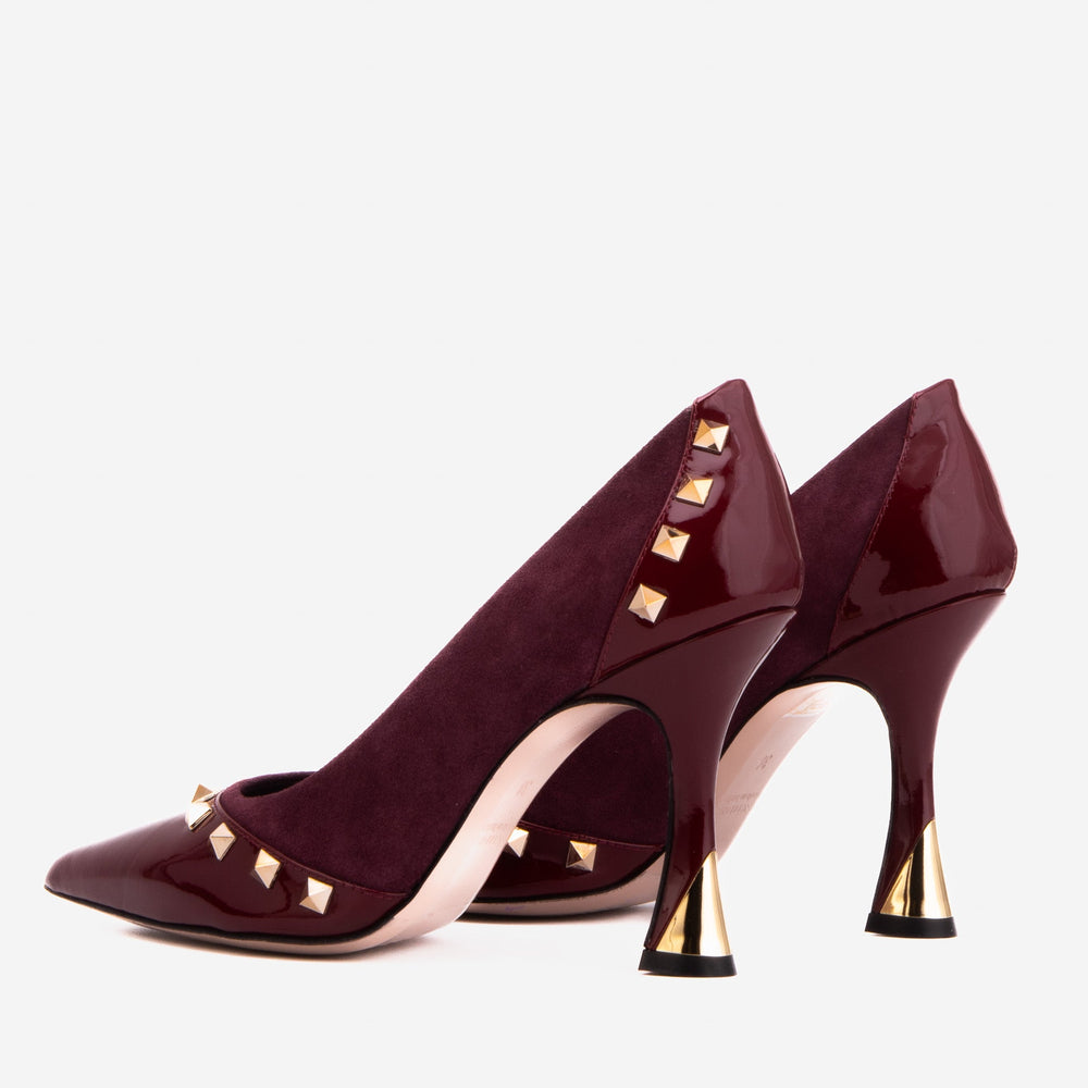 The Bella Vita Studded Burgundy Leather Pump Shoe All New