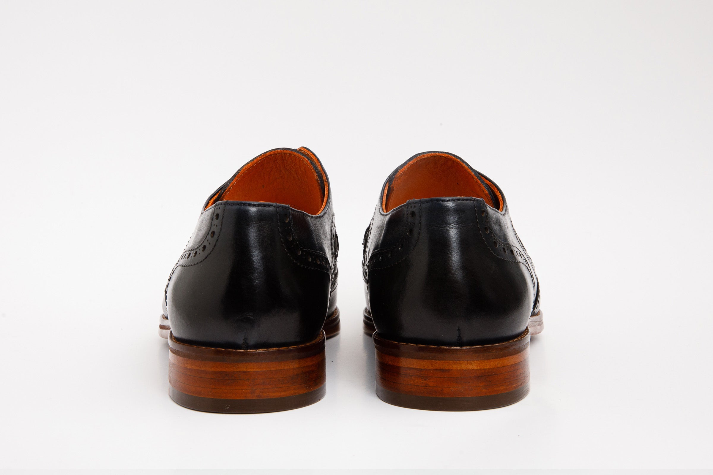The Neiva Navy\/Brown Wingtip Semi Brogue Derby  Shoe All New
