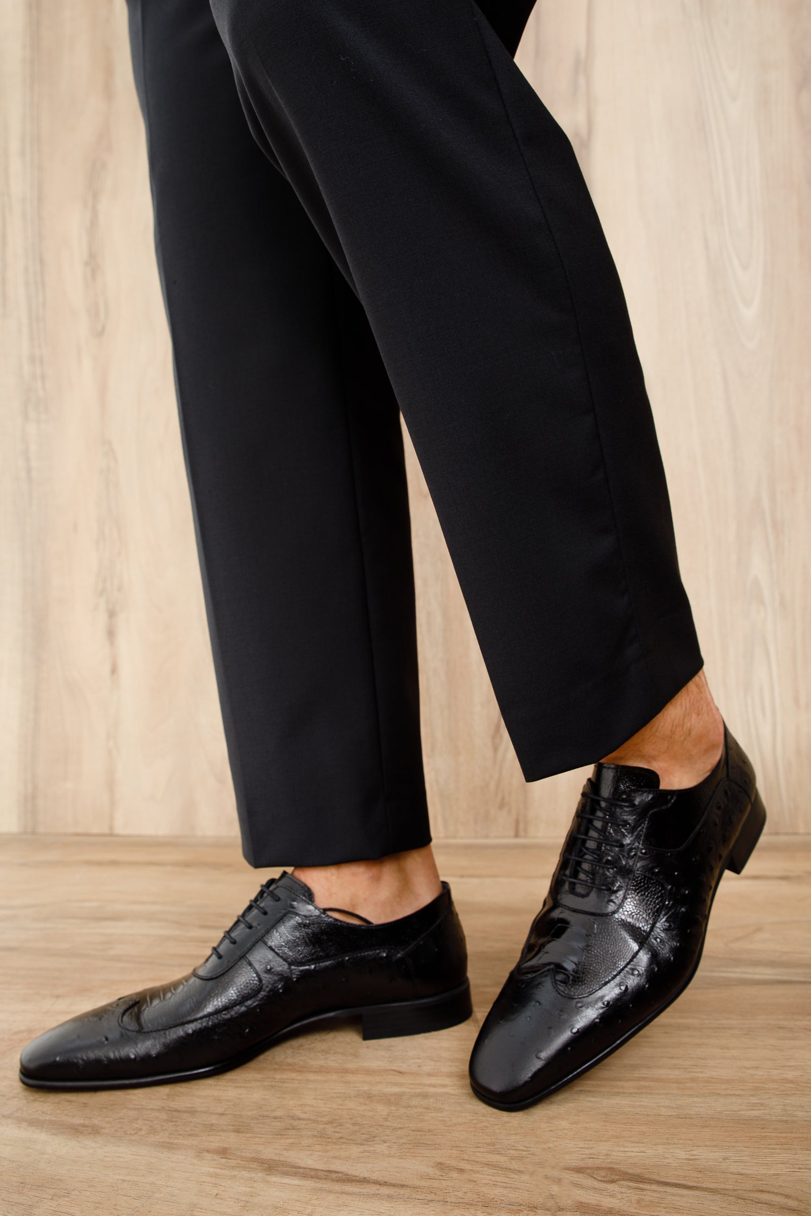 The Alabama Black Wingtip Oxford Shoe Exclusive Style